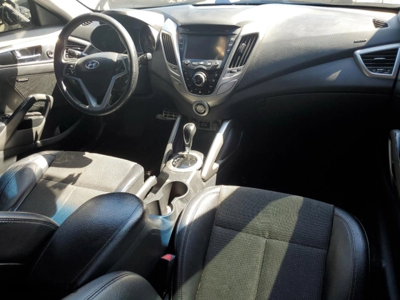 2013 Hyundai Veloster w/Gray Int with VIN KMHTC6AD6DU092606, listed as a Copart auction lot 53738185 with 0 mi miles and Clean Title. Bid and sale history available at carsss.com. Image 8.