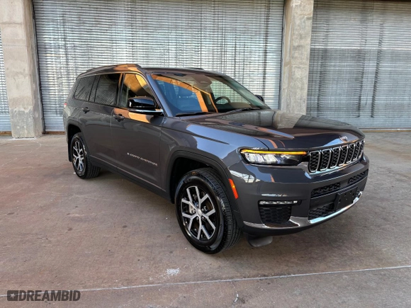 2023 Jeep Grand Cherokee L Limited with VIN 1C4RJKBG4P8840711, listed as a Copart auction lot 78106834 with 8,060 mi miles and Salvage Title. Bid and sale history available at carsss.com. Image 1.