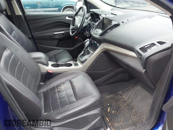 2013 Ford Escape SEL with VIN 1FMCU9H92DUA47288, listed as a IAAI auction lot 41912588 with 165,728 mi miles. Bid and sale history available at carsss.com. Image 5.