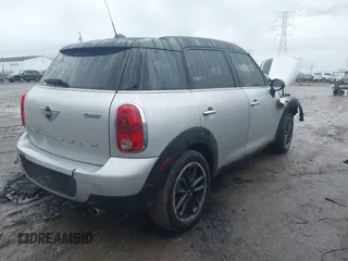 2015 MINI Countryman with VIN WMWZB3C50FWR44622, listed as a IAAI auction lot 41519725 with 229,985 mi miles and . Bid and sale history available at DreamBid. Image 4.