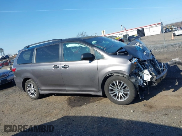 2019 Toyota Sienna XLE Auto Access Seat with VIN 5TDYZ3DC1KS009336, listed as a IAAI auction lot 41774424 with 108,334 mi miles. Bid and sale history available at carsss.com. Image 13.