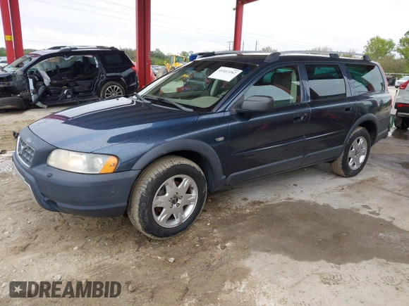 2006 Volvo XC70 with VIN YV4SZ592361239686, listed as a IAAI auction lot 41412262 with 89,110 mi miles. Bid and sale history available at carsss.com. Image 2.