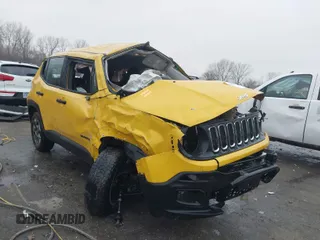 2016 Jeep Renegade Sport with VIN ZACCJBAW4GPC57580, listed as a IAAI auction lot 41126902 with 120,402 mi miles. Bid and sale history available at carsss.com. Image 1.