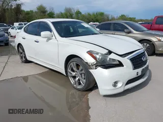 2013 Infiniti M with VIN JN1BY1AP4DM511067, listed as a IAAI auction lot 41890196 with 316,837 mi miles and . Bid and sale history available at DreamBid. Image 1.