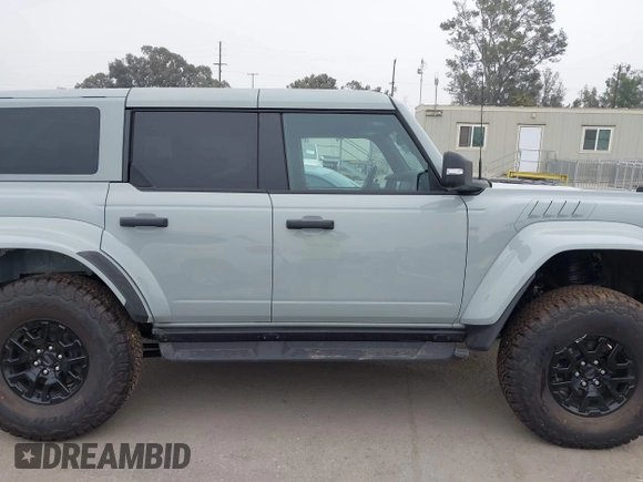2024 Ford Bronco Raptor with VIN 1FMEE0RRXRLB33753, listed as a IAAI auction lot 42465984 with 1,702 mi miles and . Bid and sale history available at DreamBid. Image 14.
