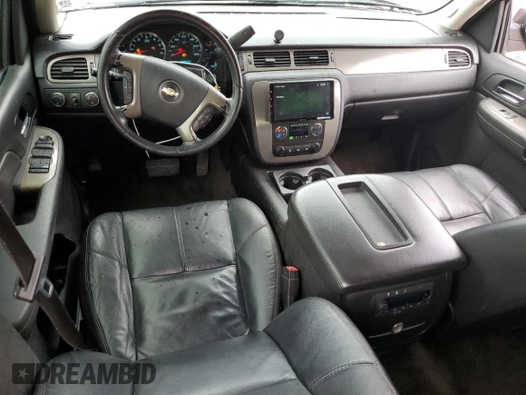 2008 Chevrolet Tahoe 3LT z VIN 1GNFK13038R245346, wystawiony jako Copart lot #87920185 z przebiegiem 180 198 mil mil oraz Szkoda całkowita • Salvage title. Historia ofert i sprzedaży dostępna na DreamBid. Obrazek 8.