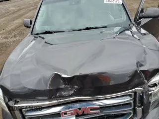 2016 GMC Yukon XL SLT with VIN 1GKS2GKC3GR282521, listed as a Copart auction lot 53453175 with 102,250 mi miles and Salvage Title. Bid and sale history available at carsss.com. Image 13.