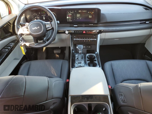 2024 Kia Carnival SX with VIN KNDNE5H3XR6338700, listed as a Copart auction lot 81567924 with 8,498 mi miles and Non Repairable. Bid and sale history available at DreamBid. Image 8.