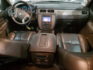 2009 Chevrolet Avalanche 1LT z VIN 3GNEC22J99G179847, wystawiony jako Copart lot #52622615 z przebiegiem 153 437 mil mil oraz Szkoda całkowita • Salvage title. Historia ofert i sprzedaży dostępna na DreamBid. Obrazek 8.