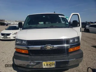 2017 Chevrolet Express Passenger LT z VIN 1GAZGPFG0H1339243, wystawiony jako Copart lot #51465385 z przebiegiem 116 263 mil mil oraz Szkoda całkowita • Salvage title. Historia ofert i sprzedaży dostępna na DreamBid. Obrazek 5.