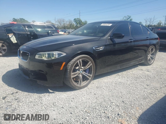 2014 BMW M5 z VIN WBSFV9C52ED593005, wystawiony jako Copart lot #49054395 z przebiegiem 71 213 mil mil oraz Szkoda całkowita • Salvage title. Historia ofert i sprzedaży dostępna na DreamBid. Obrazek 1.