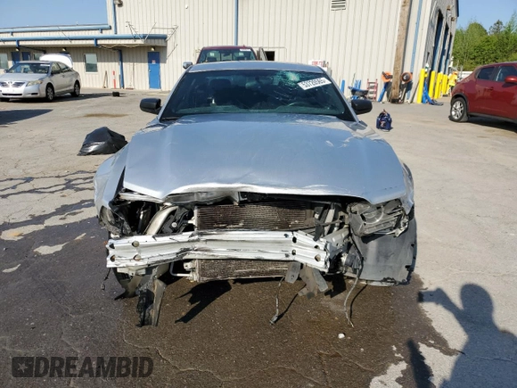 2014 Ford Mustang V6 with VIN 1ZVBP8AM7E5306060, listed as a Copart auction lot 53720565 with 130,024 mi miles and Salvage Title. Bid and sale history available at DreamBid. Image 5.