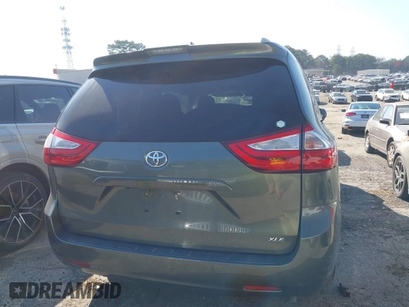 2018 Toyota Sienna XLE Auto Access Seat with VIN 5TDYZ3DC6JS931549, listed as a IAAI auction lot 41792676 with 115,673 mi miles. Bid and sale history available at carsss.com. Image 16.