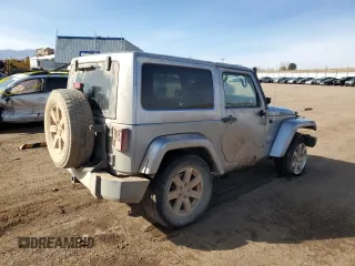 2015 Jeep Wrangler Sahara z VIN 1C4AJWBG5FL505084, wystawiony jako Copart lot #44361325 z przebiegiem 138 146 mil mil oraz Nie do naprawy • Non repairable. Historia ofert i sprzedaży dostępna na DreamBid. Obrazek 3.