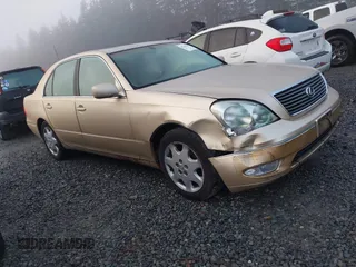 2001 Lexus LS 430 with VIN JTHBN30F410007341, listed as a IAAI auction lot 41261861 with 214,968 mi miles. Bid and sale history available at carsss.com. Image 1.
