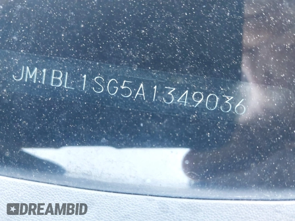 2010 Mazda Mazda3 i Touring with VIN JM1BL1SG5A1349036, listed as a IAAI auction lot 42038645 with 115,944 mi miles. Bid and sale history available at carsss.com. Image 12.