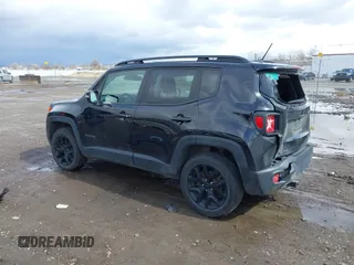 2016 Jeep Renegade Latitude with VIN ZACCJBBTXGPD27023, listed as a IAAI auction lot 41919208 with 103,890 mi miles. Bid and sale history available at carsss.com. Image 3.