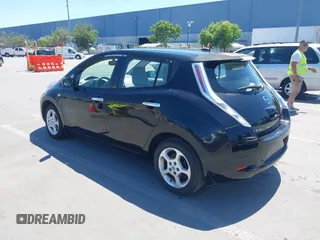 2011 Nissan LEAF SL-e z VIN JN1AZ0CPXBT002569, wystawiony jako IAAI lot #42244671 z przebiegiem 66 753 mil mil oraz . Historia ofert i sprzedaży dostępna na DreamBid. Obrazek 3.