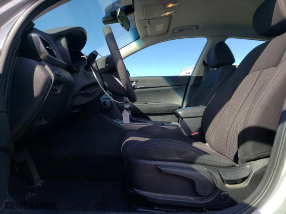 2019 Kia Optima LX with VIN 5XXGT4L30KG349292, listed as a Copart auction lot 48990055 with 61,792 mi miles and Salvage Title. Bid and sale history available at carsss.com. Image 7.