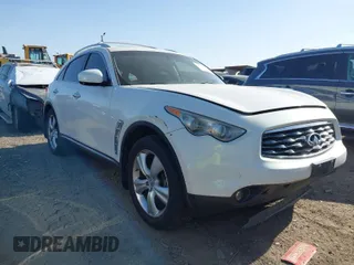 2011 Infiniti FX35 with VIN JN8AS1MW4BM734210, listed as a IAAI auction lot 41733759 with 170,862 mi miles. Bid and sale history available at carsss.com. Image 1.