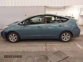 2006 Toyota Prius with VIN JTDKB20U463129691, listed as a IAAI auction lot 40922316 with 301,945 mi miles. Bid and sale history available at carsss.com. Image 14.