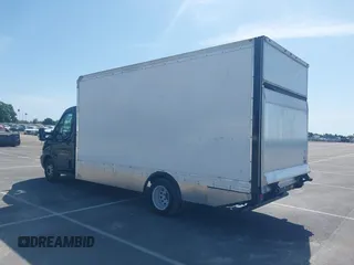 2017 Ford Transit с VIN 1FDBF9ZM2HKB18838, выставлен на аукционе IAAI как лот 41910002 с пробегом 129 754 миль миль и . История ставок и продаж доступна на DreamBid. Изображение 3.