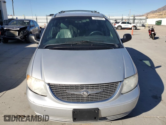 2004 Chrysler Town & Country EX with VIN 2C4GP74LX4R620129, listed as a Copart auction lot 79924594 with 190,429 mi miles and Salvage Title. Bid and sale history available at carsss.com. Image 5.