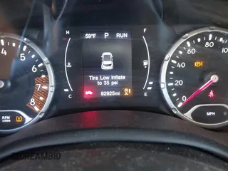 2020 Jeep Renegade Latitude with VIN ZACNJBBB8LPL33152, listed as a IAAI auction lot 41464373 with 92,925 mi miles and . Bid and sale history available at DreamBid. Image 7.