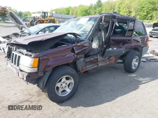 1998 Jeep Grand Cherokee Laredo с VIN 1J4GZ58S1WC103355, выставлен на аукционе IAAI как лот 42128472 с пробегом Не указан миль и . История ставок и продаж доступна на DreamBid. Изображение 2.