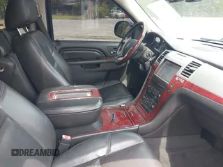 2014 Cadillac Escalade ESV Luxury with VIN 1GYS4HEF6ER199190, listed as a IAAI auction lot 42365693 with 144,875 mi miles and . Bid and sale history available at DreamBid. Image 5.