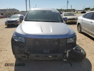 2018 Jeep Grand Cherokee Altitude with VIN 1C4RJEAG8JC512425, listed as a Copart auction lot 51838895 with 68,375 mi miles and Salvage title. Bid and sale history available at DreamBid. Image 5.