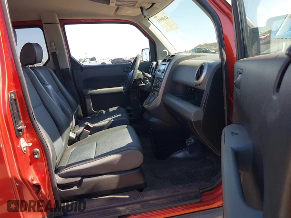 2004 Honda Element EX with VIN 5J6YH28514L003866, listed as a IAAI auction lot 42509654 with 161,987 mi miles and . Bid and sale history available at DreamBid. Image 5.