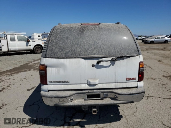 2003 GMC Yukon XL SLT with VIN 3GKEC16T73G272957, listed as a Copart auction lot 68890194 with 233,709 mi miles and Clean Title. Bid and sale history available at carsss.com. Image 6.
