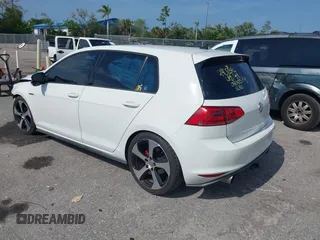 2015 Volkswagen GTI S z VIN 3VW5T7AU3FM019247, wystawiony jako IAAI lot #42374418 z przebiegiem 138 436 mil mil oraz . Historia ofert i sprzedaży dostępna na DreamBid. Obrazek 3.