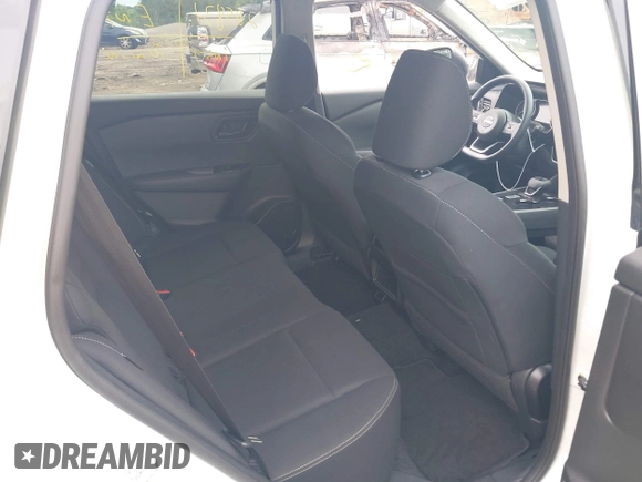 2024 Nissan Rogue S z VIN 5N1BT3AA4RC681960, wystawiony jako IAAI lot #42216264 z przebiegiem 37 882 mil mil oraz . Historia ofert i sprzedaży dostępna na DreamBid. Obrazek 8.