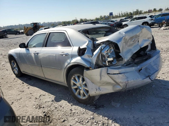 2007 Chrysler 300 Signature with VIN 2C3KA53G17H880549, listed as a Copart auction lot 74835534 with 0 mi miles and Salvage Title. Bid and sale history available at carsss.com. Image 2.