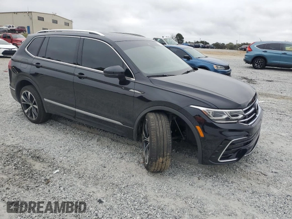 2023 Volkswagen Tiguan SEL R-Line with VIN 3VV4B7AX6PM020956, listed as a Copart auction lot 79680384 with 31,220 mi miles and Salvage title. Bid and sale history available at DreamBid. Image 4.