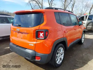 2015 Jeep Renegade Latitude with VIN ZACCJABTXFPC10180, listed as a IAAI auction lot 41793305 with 102,769 mi miles. Bid and sale history available at carsss.com. Image 4.