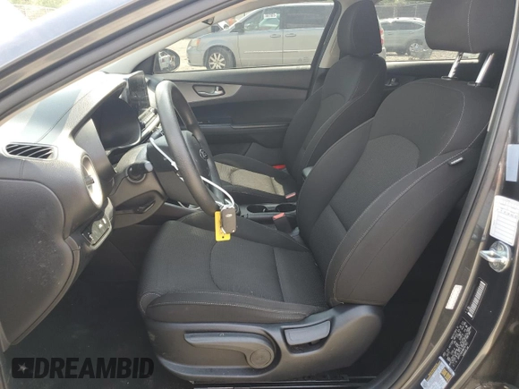 2021 Kia Forte LXS с VIN 3KPF24AD4ME347051, выставлен на аукционе Copart как лот 57233995 с пробегом 85 504 миль миль и Списание • Salvage title. История ставок и продаж доступна на DreamBid. Изображение 7.