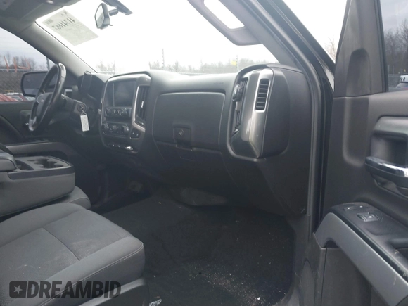 2018 Chevrolet Silverado 1500 LT with VIN 3GCUKREC5JG460979, listed as a IAAI auction lot 41741667 with 122,931 mi miles. Bid and sale history available at carsss.com. Image 5.
