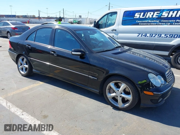 2005 Mercedes-Benz C 230 Kompressor с VIN WDBRF40J75F685297, выставлен на аукционе IAAI как лот 42234956 с пробегом 234 741 миль миль и . История ставок и продаж доступна на DreamBid. Изображение 1.