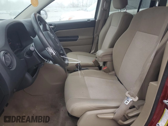 2012 Jeep Compass Latitude with VIN 1C4NJCEAXCD651896, listed as a Copart auction lot 86442794 with 92,181 mi miles and Salvage Title. Bid and sale history available at DreamBid. Image 7.