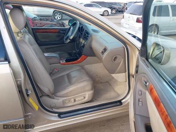 2005 Lexus GS 300 with VIN JT8BD69S950205133, listed as a IAAI auction lot 41417174 with 258,352 mi miles. Bid and sale history available at carsss.com. Image 5.