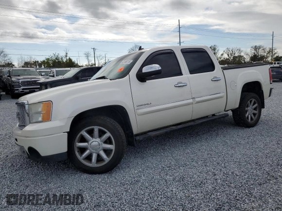 2011 GMC Sierra 1500 Denali z VIN 3GTP2XE26BG222472, wystawiony jako Copart lot #42186215 z przebiegiem Nie podano mil oraz Nie do naprawy • Non repairable. Historia ofert i sprzedaży dostępna na DreamBid. Obrazek 1.