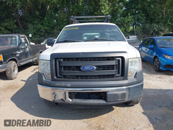 2013 Ford F-150 XL z VIN 1FTFX1CF4DKF08588, wystawiony jako IAAI lot #42830584 z przebiegiem 341 141 mil mil oraz . Historia ofert i sprzedaży dostępna na DreamBid. Obrazek 12.