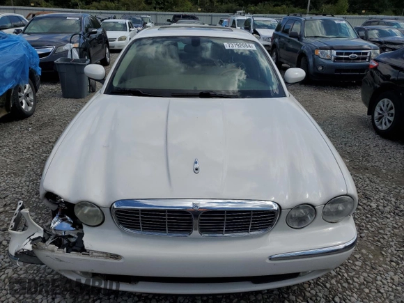 2005 Jaguar XJ with VIN SAJWA79C15SG49108, listed as a Copart auction lot 73792084 with 180,343 mi miles and Clean Title. Bid and sale history available at carsss.com. Image 5.