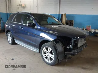 2015 Mercedes-Benz M 250 with VIN 4JGDA0EB0FA499244, listed as a IAAI auction lot 42300455 with 46,804 mi miles and . Bid and sale history available at DreamBid. Image 1.