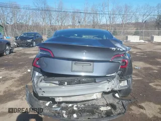 2023 Tesla Model 3 с VIN 5YJ3E1EA0PF429415, выставлен на аукционе IAAI как лот 41590189 с пробегом 37 380 миль миль и . История ставок и продаж доступна на DreamBid. Изображение 19.