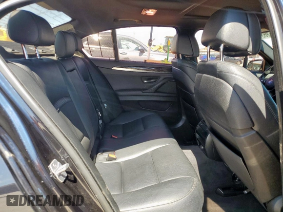 2014 BMW 5 Series 550i z VIN WBAKN9C5XED681268, wystawiony jako Copart lot #55318865 z przebiegiem 89 148 mil mil oraz Szkoda całkowita • Salvage title. Historia ofert i sprzedaży dostępna na DreamBid. Obrazek 10.