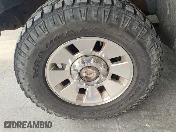 2008 Ford F-250 XL с VIN 1FTSX21R78EB73980, выставлен на аукционе IAAI как лот 42564791 с пробегом 168 150 миль миль и . История ставок и продаж доступна на DreamBid. Изображение 9.